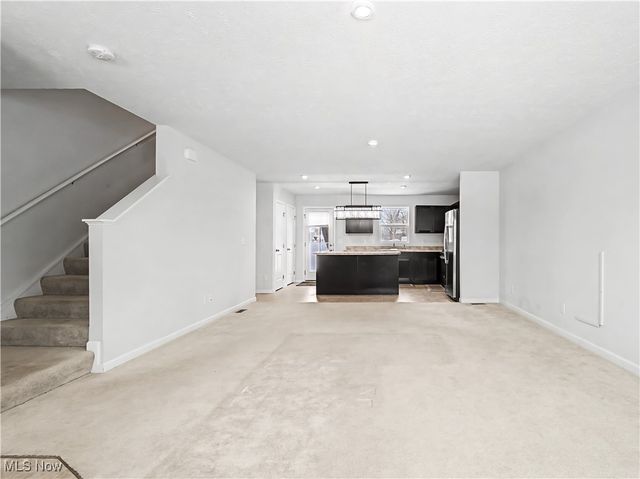 201 Taft Drive, Eastlake, OH 44095