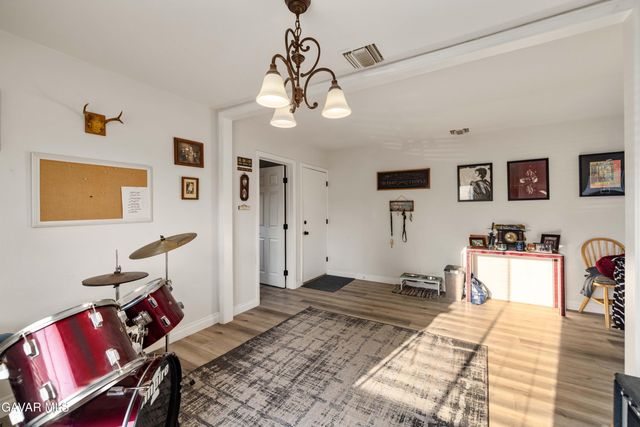 18557 Napa Street, Northridge, CA 91324