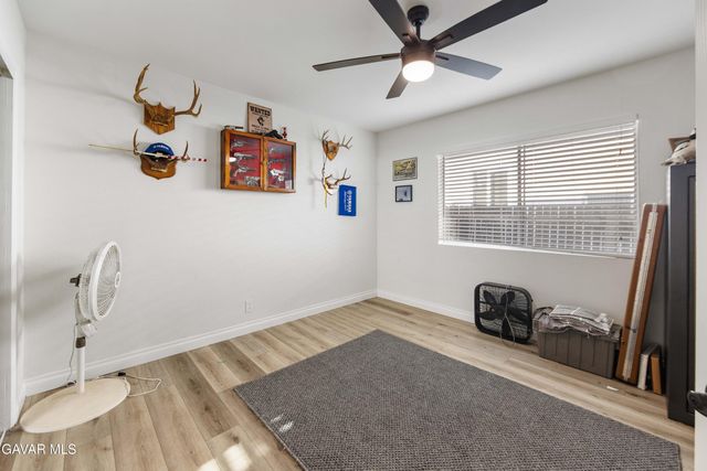 18557 Napa Street, Northridge, CA 91324