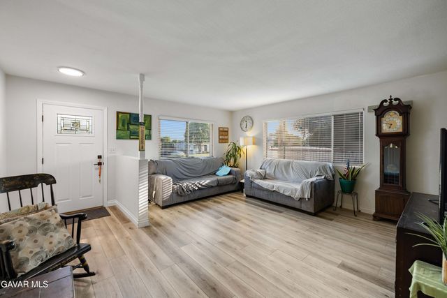 18557 Napa Street, Northridge, CA 91324