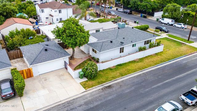 18557 Napa Street, Northridge, CA 91324
