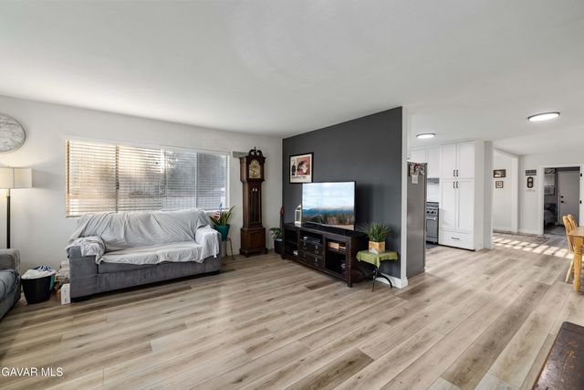 18557 Napa Street, Northridge, CA 91324