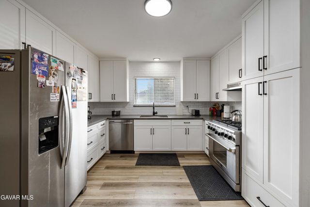 18557 Napa Street, Northridge, CA 91324