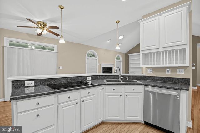 6050 DEEPDEEN PL, Bryantown, MD 20617