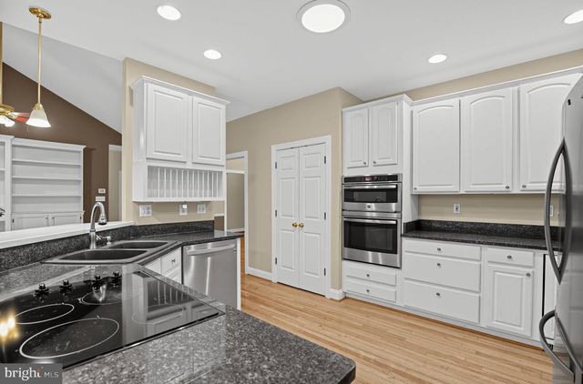 6050 DEEPDEEN PL, Bryantown, MD 20617