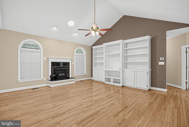 6050 DEEPDEEN PL, Bryantown, MD 20617