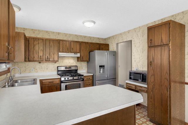 7444 Aldrich Court N, Brooklyn Park, MN 55444