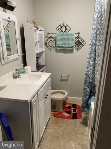 117 W MADISON ST, Paulsboro, NJ 08066