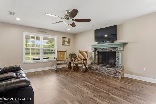 11729 Bell Avenue, Biloxi, MS 39532