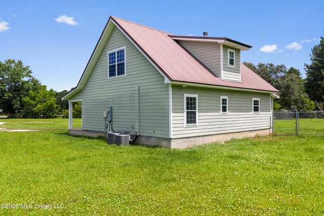 11729 Bell Avenue, Biloxi, MS 39532