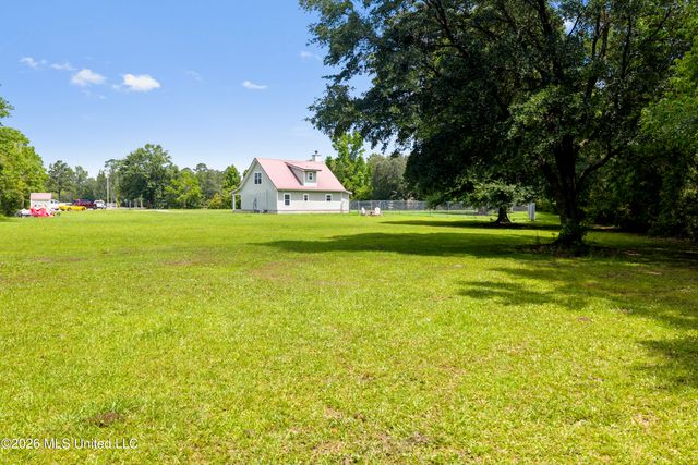 11729 Bell Avenue, Biloxi, MS 39532