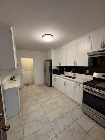 12315 Sutphin Boulevard, Springfield Gardens, NY 11434