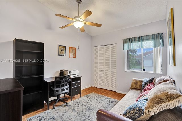 9130 Vineland Ct D, Boca Raton, FL 33496