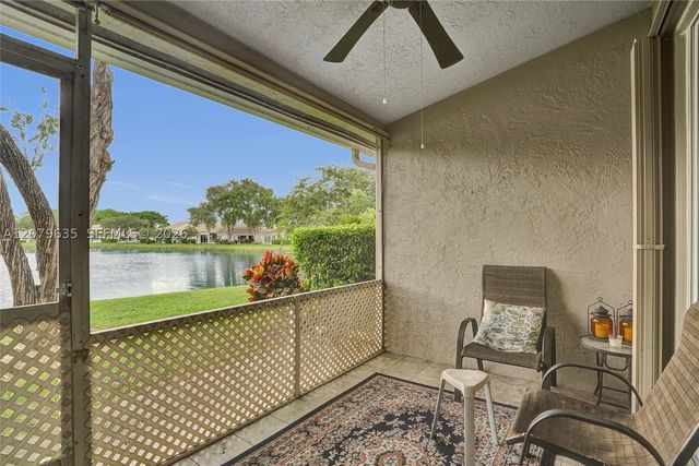 9130 Vineland Ct D, Boca Raton, FL 33496