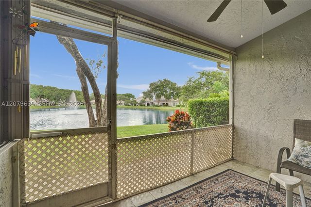 9130 Vineland Ct D, Boca Raton, FL 33496