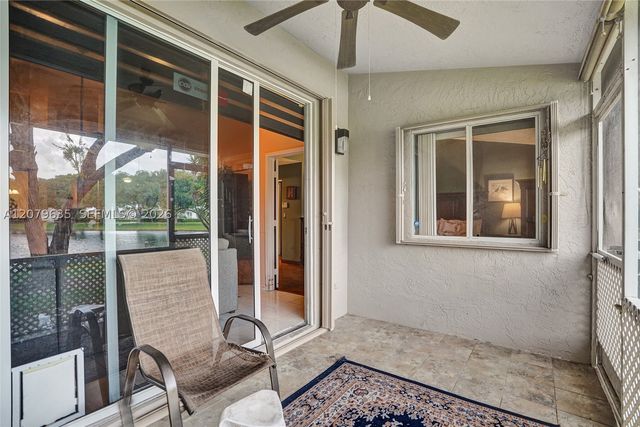 9130 Vineland Ct D, Boca Raton, FL 33496