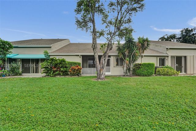 9130 Vineland Ct D, Boca Raton, FL 33496