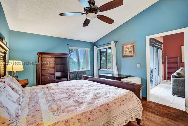 9130 Vineland Ct D, Boca Raton, FL 33496