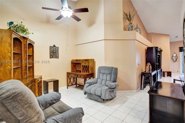 9130 Vineland Ct D, Boca Raton, FL 33496