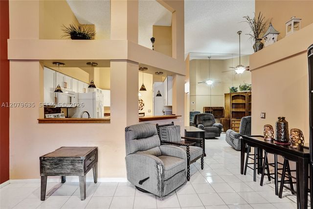 9130 Vineland Ct D, Boca Raton, FL 33496