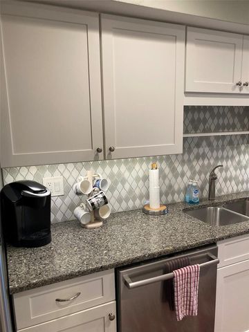 8174 TERRACE GARDEN DRIVE N 303, St Petersburg, FL 33709