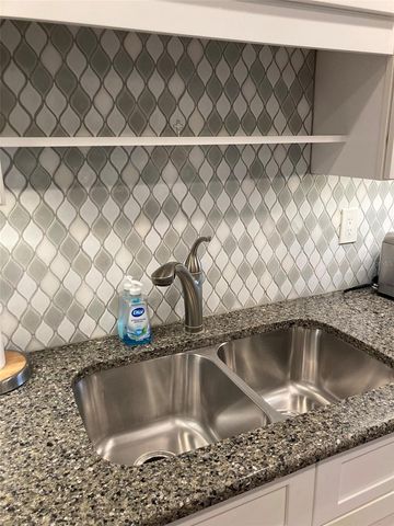 8174 TERRACE GARDEN DRIVE N 303, St Petersburg, FL 33709