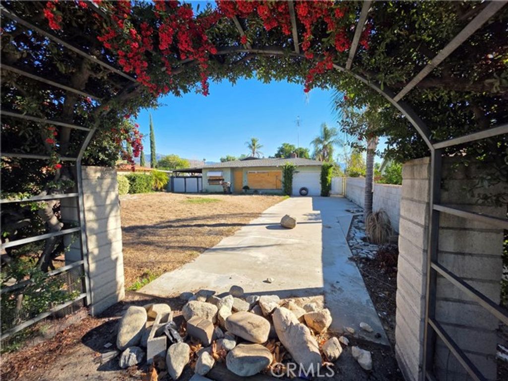 2927 Duffy, San Bernardino, CA 92407