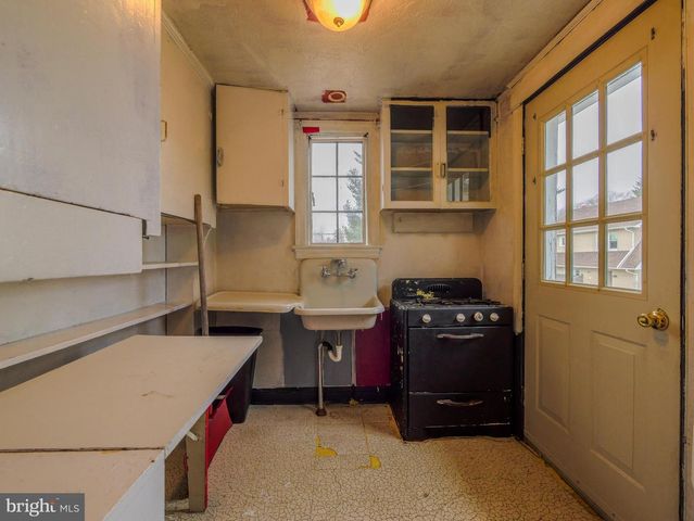 478 FOSS AVE, Drexel Hill, PA 19026