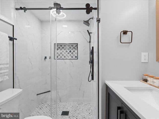 2203 ARLINGTON TER, Alexandria, VA 22303