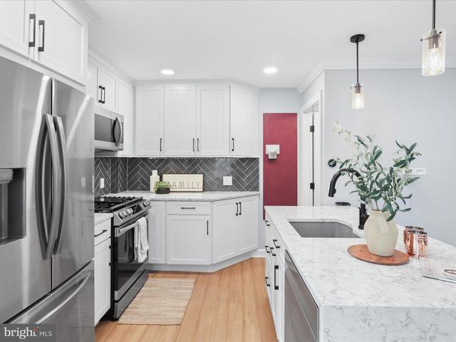 2203 ARLINGTON TER, Alexandria, VA 22303