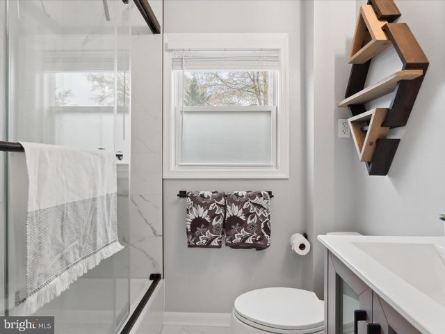 2203 ARLINGTON TER, Alexandria, VA 22303