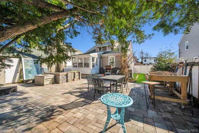 2478 Loft Avenue, Baldwin, NY 11510
