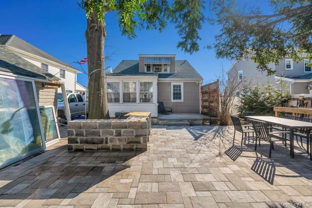 2478 Loft Avenue, Baldwin, NY 11510