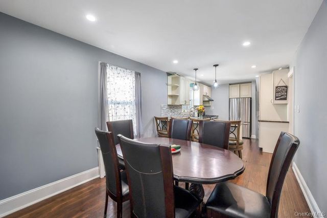 2478 Loft Avenue, Baldwin, NY 11510