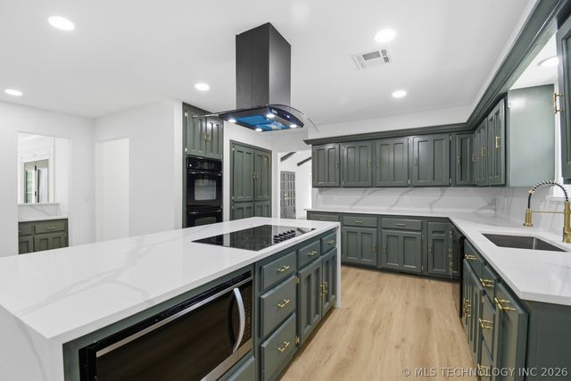 3333 E 77th Place, Tulsa, OK 74136