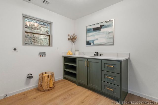 3333 E 77th Place, Tulsa, OK 74136