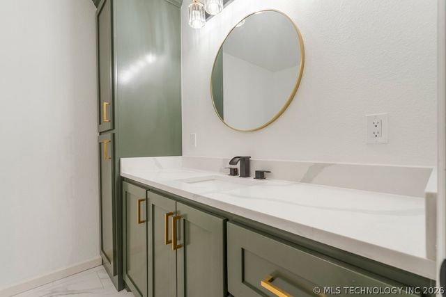 3333 E 77th Place, Tulsa, OK 74136