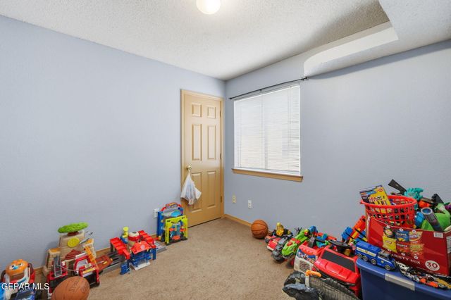 10329 Valle Del Mar Drive, Socorro, TX 79927