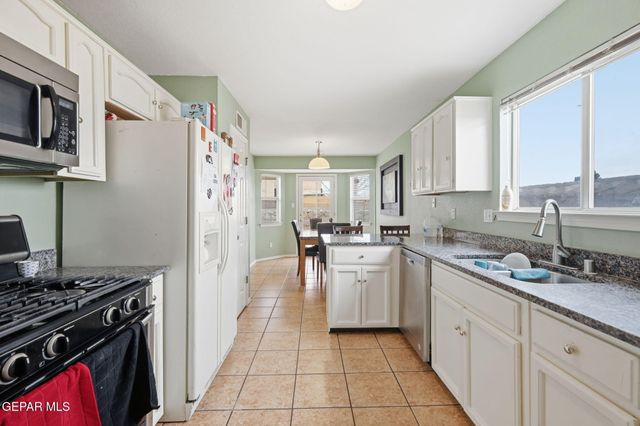 10329 Valle Del Mar Drive, Socorro, TX 79927