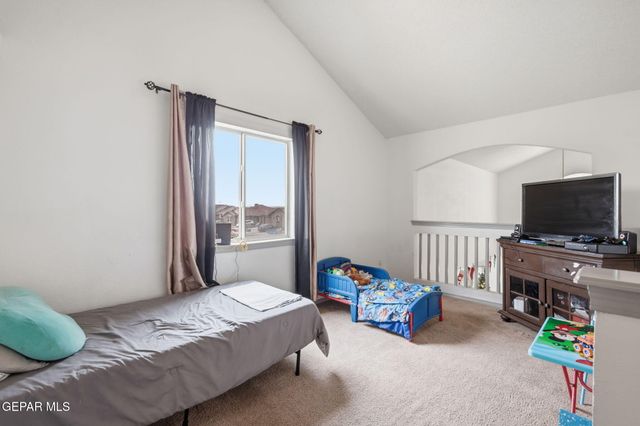 10329 Valle Del Mar Drive, Socorro, TX 79927