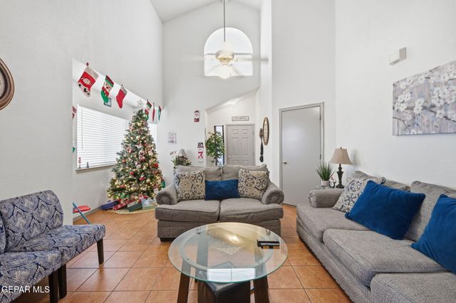 10329 Valle Del Mar Drive, Socorro, TX 79927