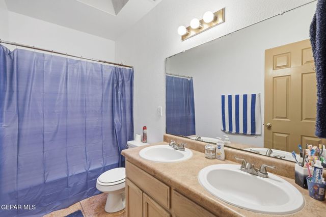 10329 Valle Del Mar Drive, Socorro, TX 79927