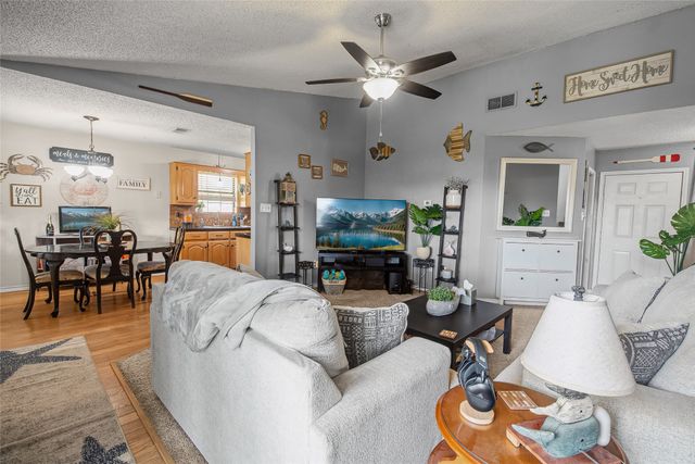 306 Hackberry Drive, Greenville, TX 75402