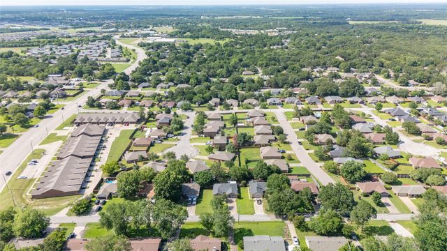 306 Hackberry Drive, Greenville, TX 75402