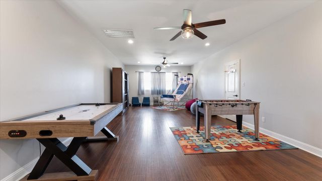 24 Longhorn Loop, New Waverly, TX 77358