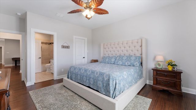 24 Longhorn Loop, New Waverly, TX 77358