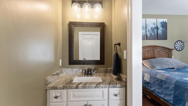 24 Longhorn Loop, New Waverly, TX 77358