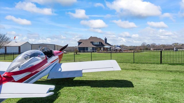 24 Longhorn Loop, New Waverly, TX 77358