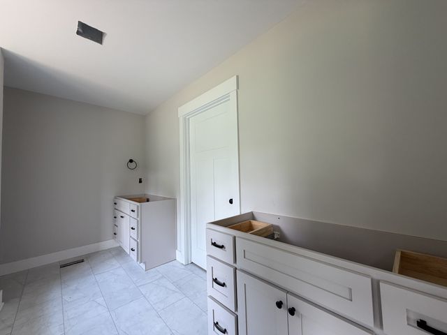 1285 Vickie Ln, Portland, TN 37148