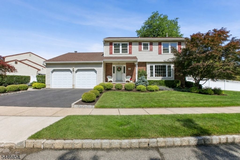 4 Van Loan Ave, Sayreville Boro, NJ 08872 — exterior